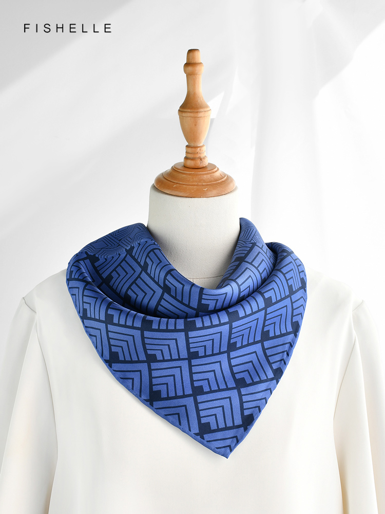 Geometric printed real silk tw - огляд і ціна Silk Neck Scarf